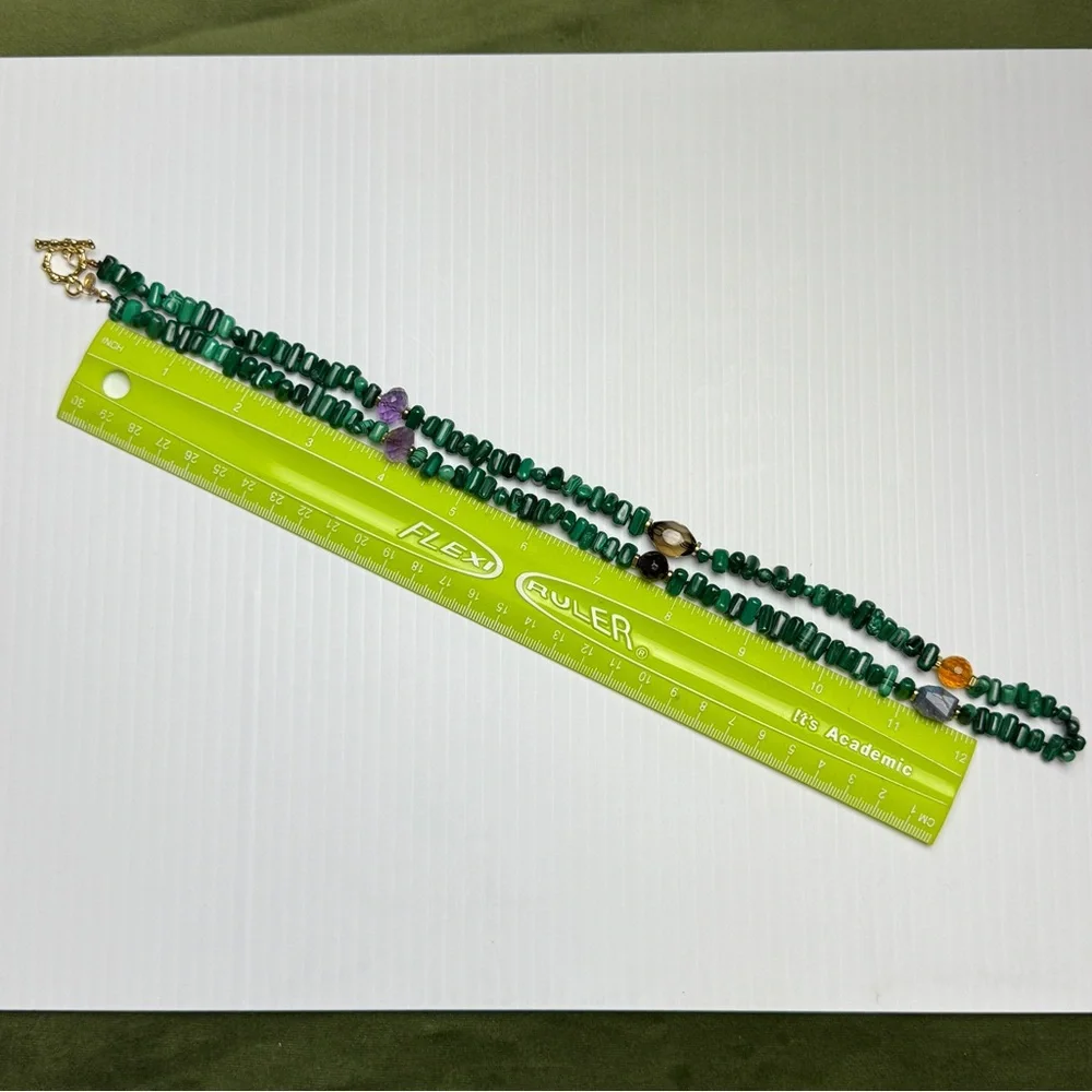 Malachite Gemstone Beaded Necklace Gold Tone Toggle Clasp - Picture 5 of 6